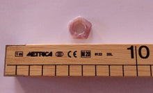 Charger l&#39;image dans la galerie, Perles plastiques roses pentagonale 25/35 mm 4 couleurs
