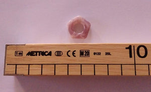 Perles plastiques roses pentagonale 25/35 mm 4 couleurs