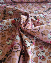 Charger l&#39;image dans la galerie, Tissu Hello Kitty heart leopard 105 cm
