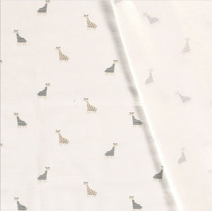 Tissu sweat polaire alpin imprimé girafes 150 cm