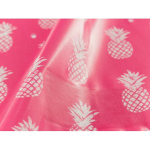 Tissu Fryett’s enduit pineapple pink 100 % coton et PVC 130 cm