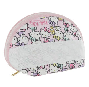 Trousse à broder motif Hello Kitty 10 modèles