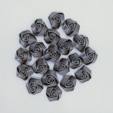 Charger l&#39;image dans la galerie, Lot de 10 mini roses en soie 3,5 cm/32 couleurs.
