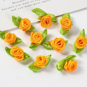 Lot de 50 mini roses en soie avec noeud  2cm/15 couleurs.