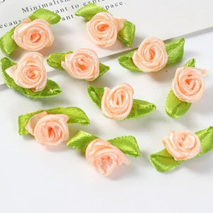 Lot de 50 mini roses en soie avec noeud  2cm/15 couleurs.