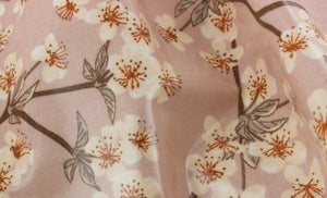 Coupon de toile enduite fleurs de cerisiers 50 cm X 70 cm