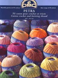 Lot de 4 pelotes PÉTRA grosseur n° 5 39 couleurs.